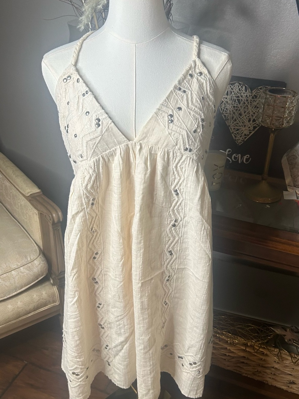 NWT 🤩Zara Studded Backless Embroidered Mini Dress Boho Lagenlook Quiet Luxury